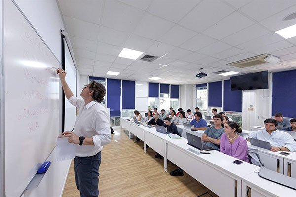 Rodolfo Morón | Acerca de nosotros